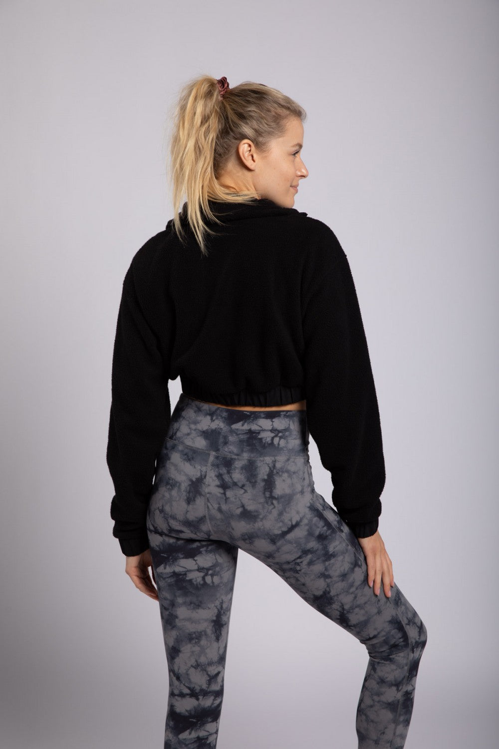 Cropped Teddy Half-Zip Pullover Black