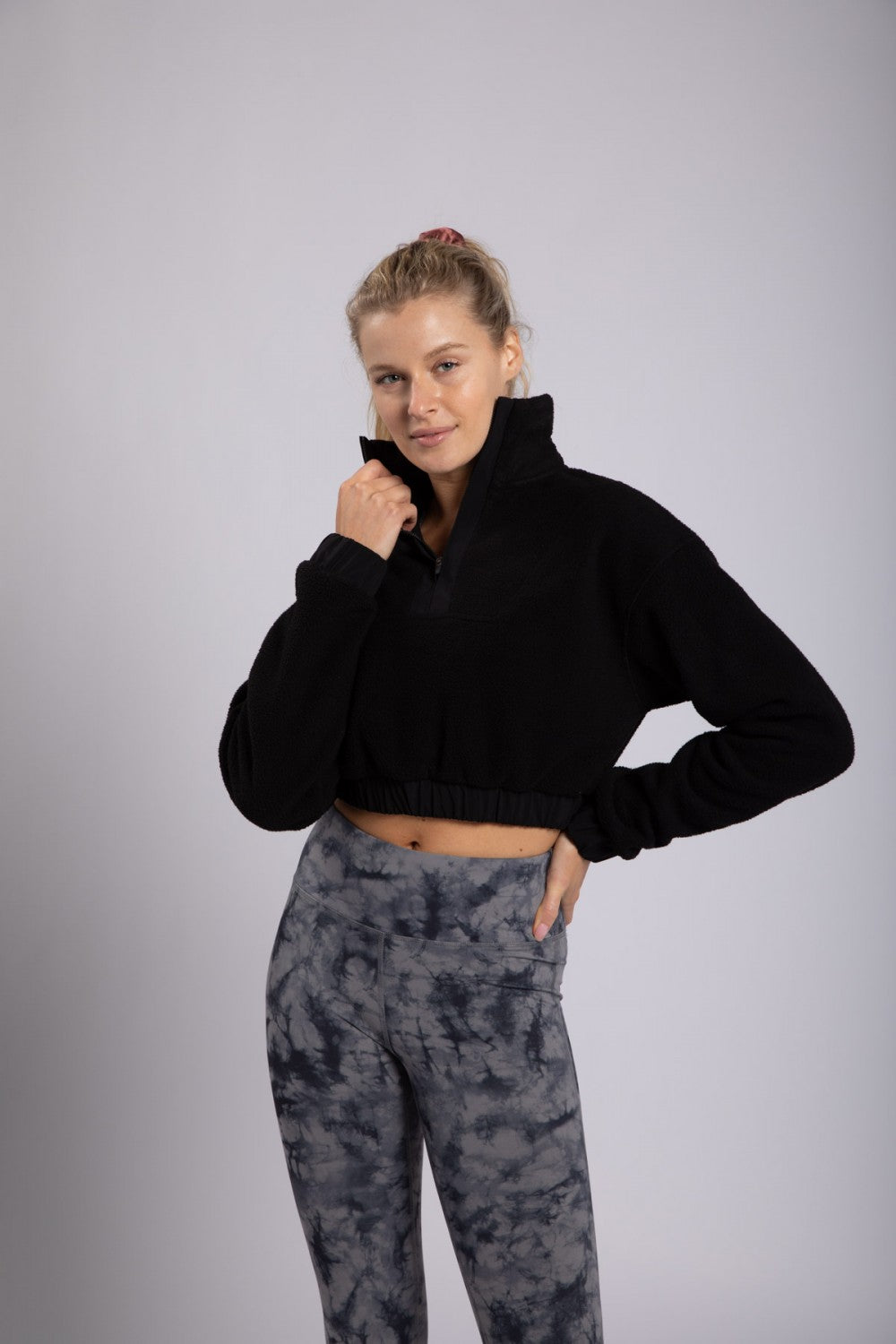 Cropped Teddy Half-Zip Pullover Black